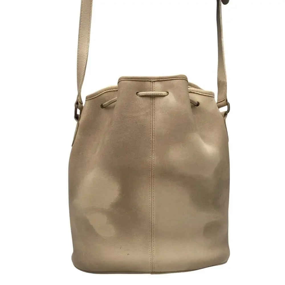 Women’s Coach 9946‎ Nicholas Glove-Tanned Leather Bucket Bag Beige USA RARE